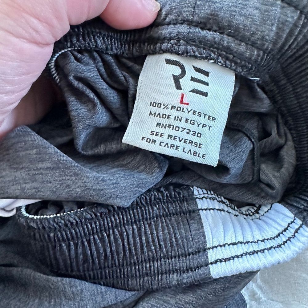 Re Jersey Shorts- Size Large - Picture 2 of 2